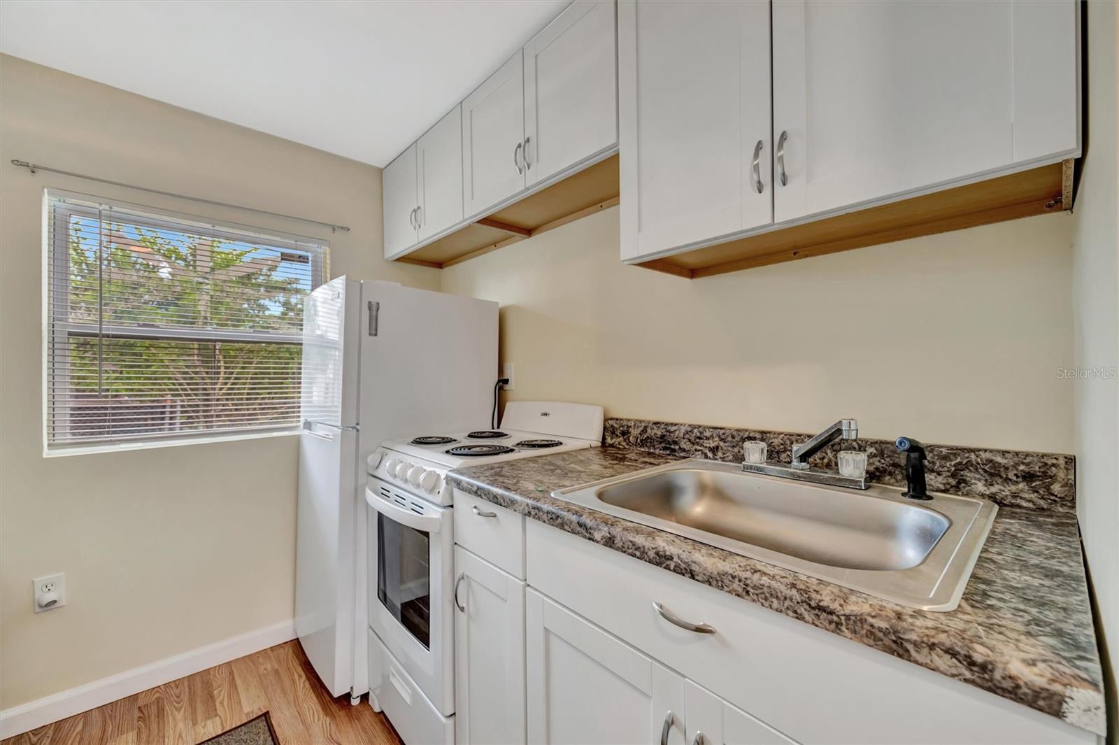 7959 HYDE PARK AVE — photo 43