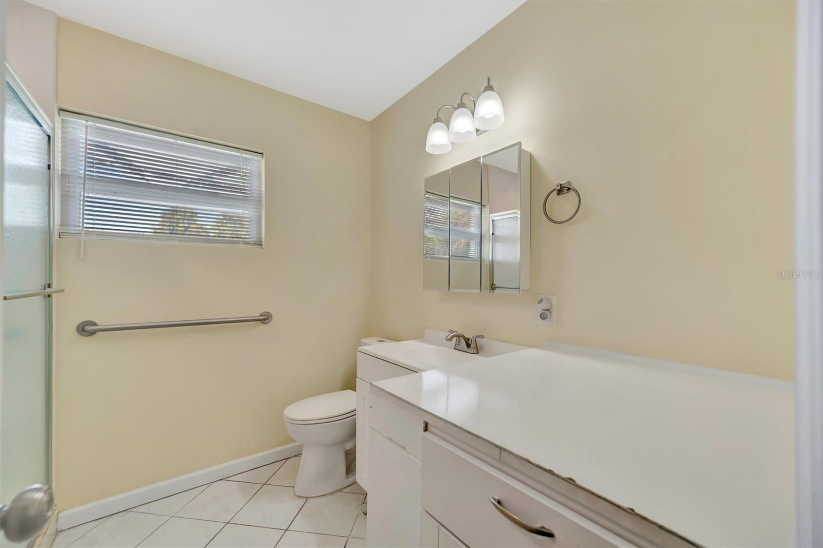 7959 HYDE PARK AVE — photo 31