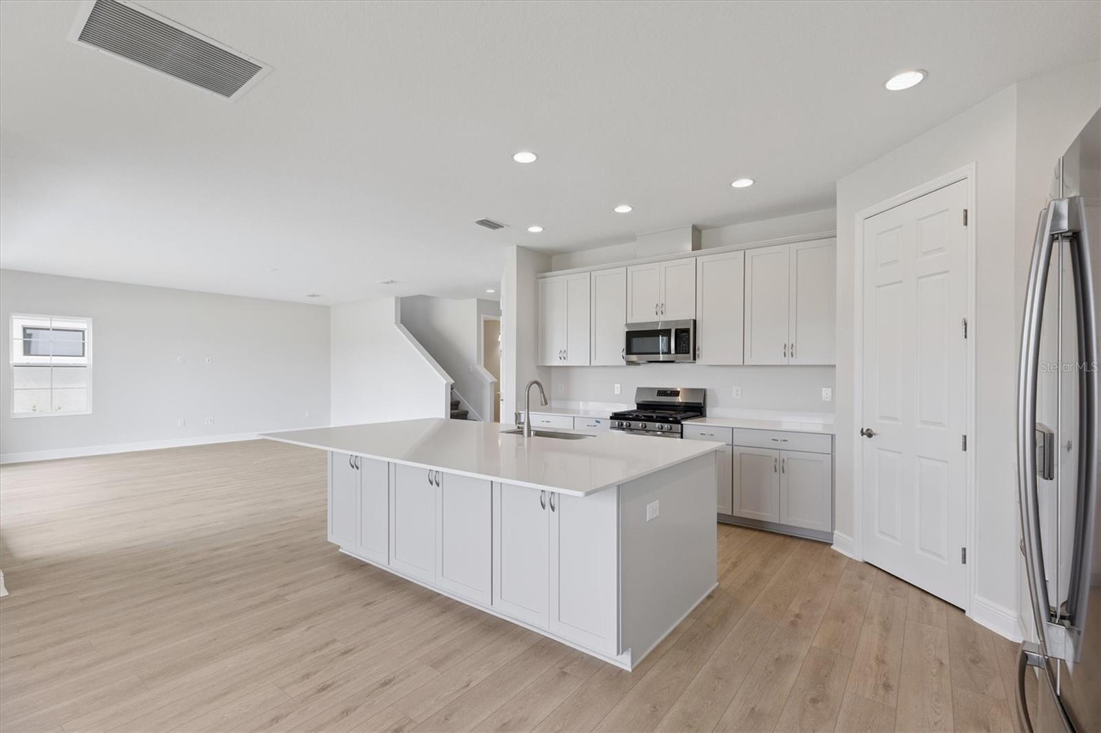 8517 DOVE BOG TER — photo 14