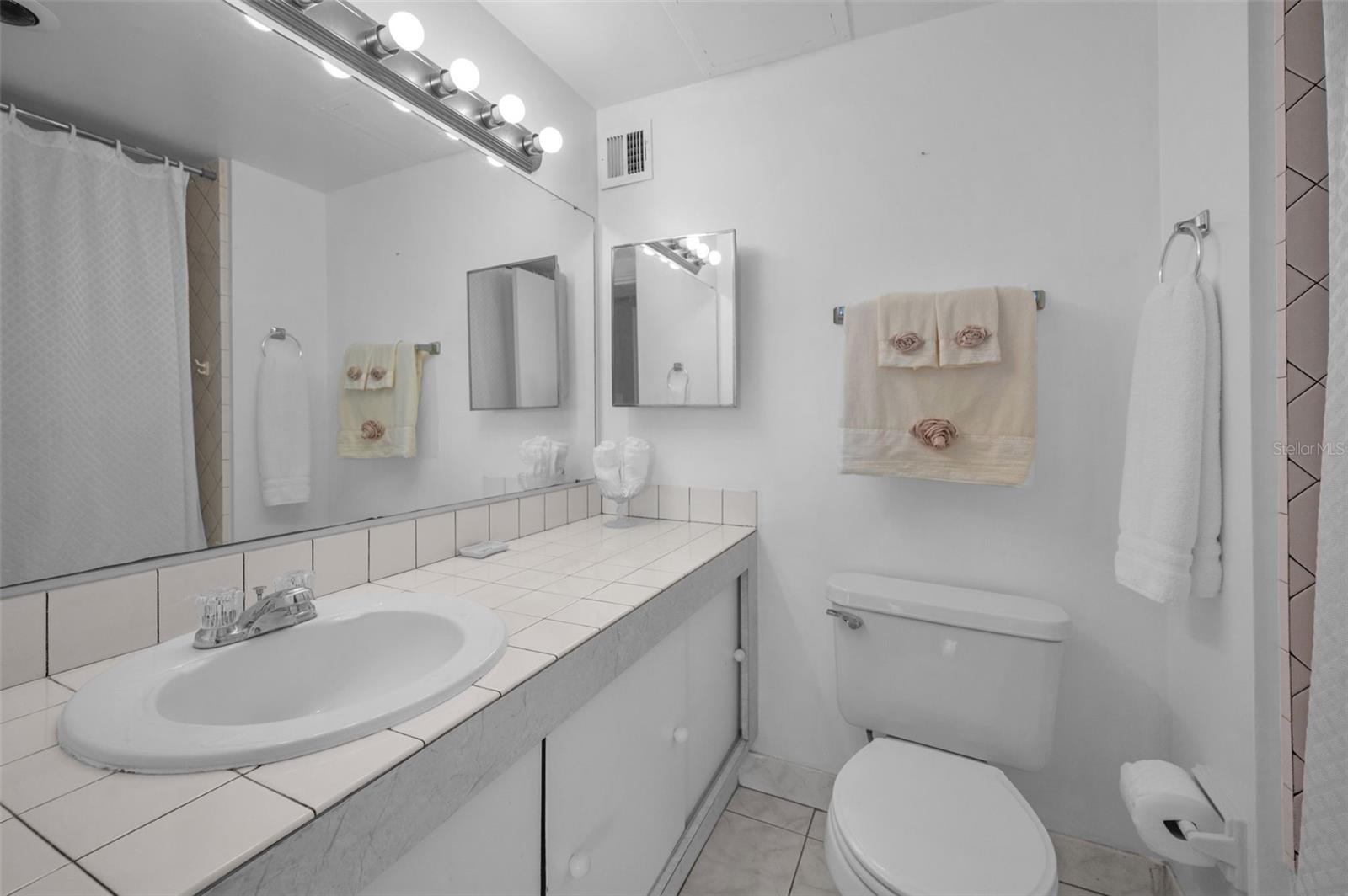 31 ISLAND WAY #605 — photo 22