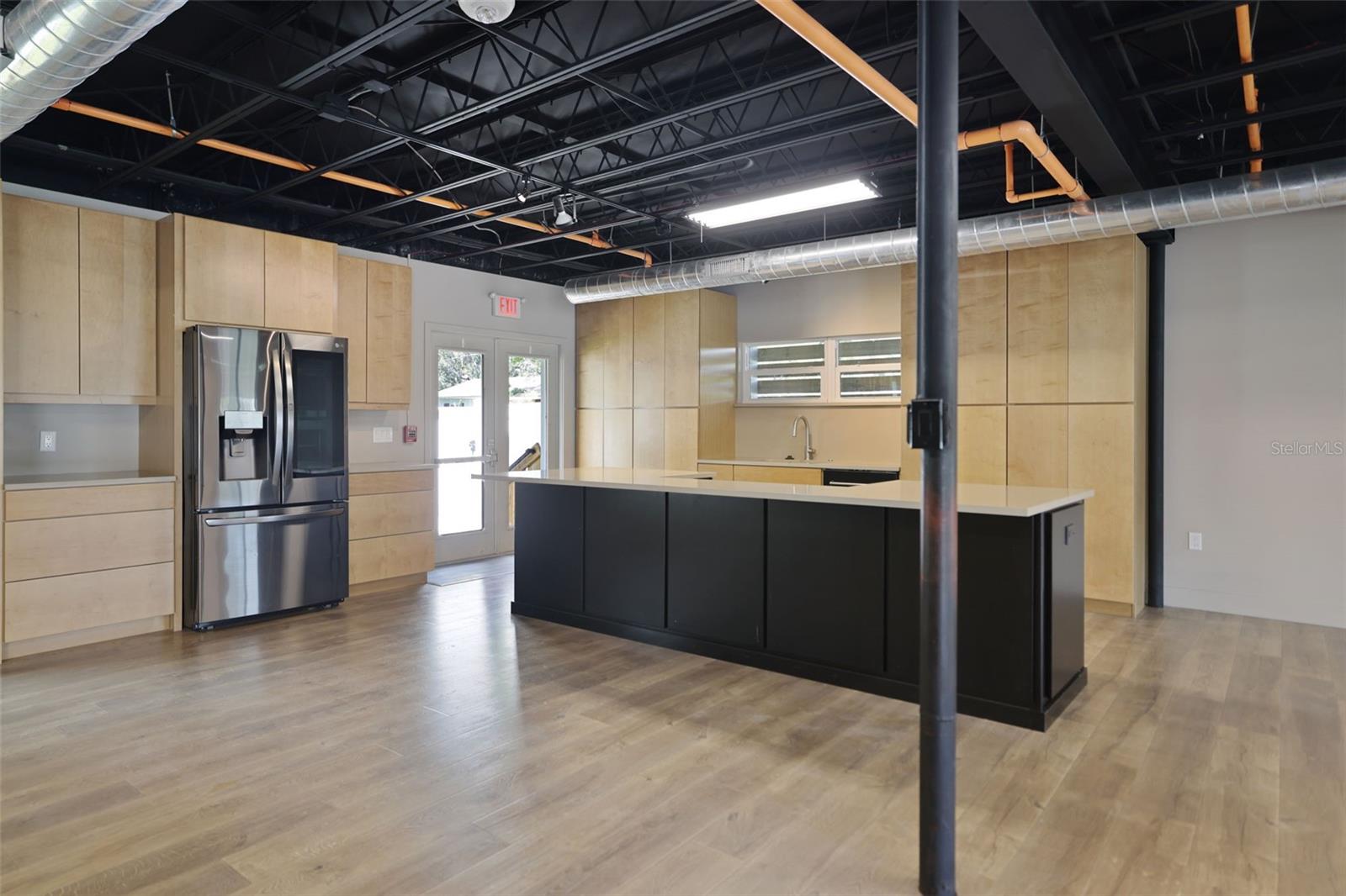 10830 NAVAJO DR — photo 36