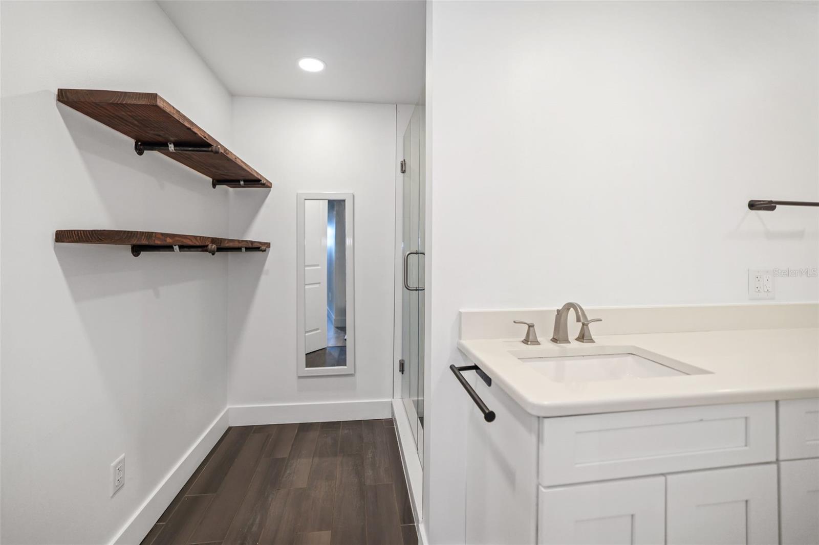 10830 NAVAJO DR — photo 84