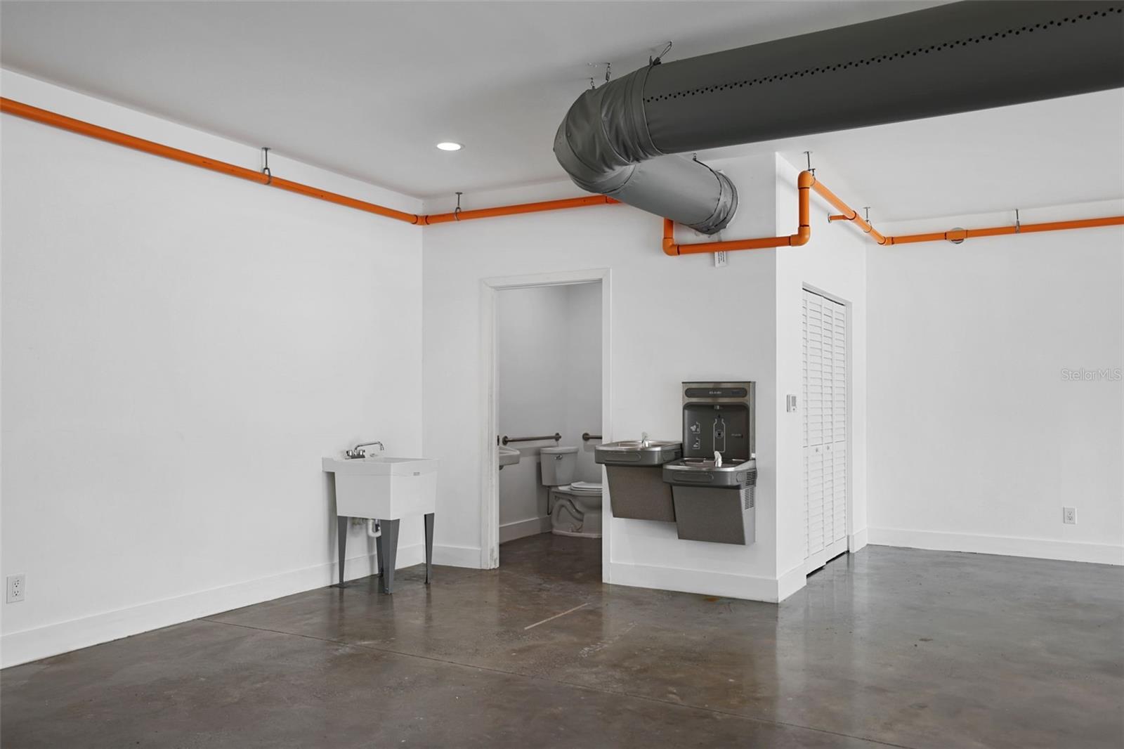 10830 NAVAJO DR — photo 20