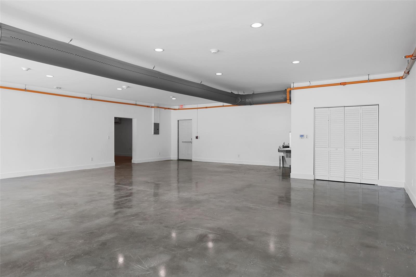 10830 NAVAJO DR — photo 14