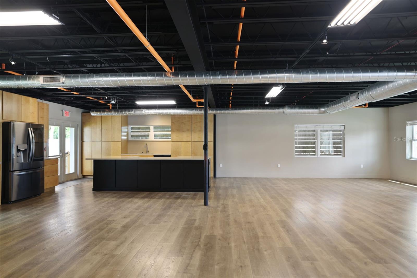 10830 NAVAJO DR — photo 46