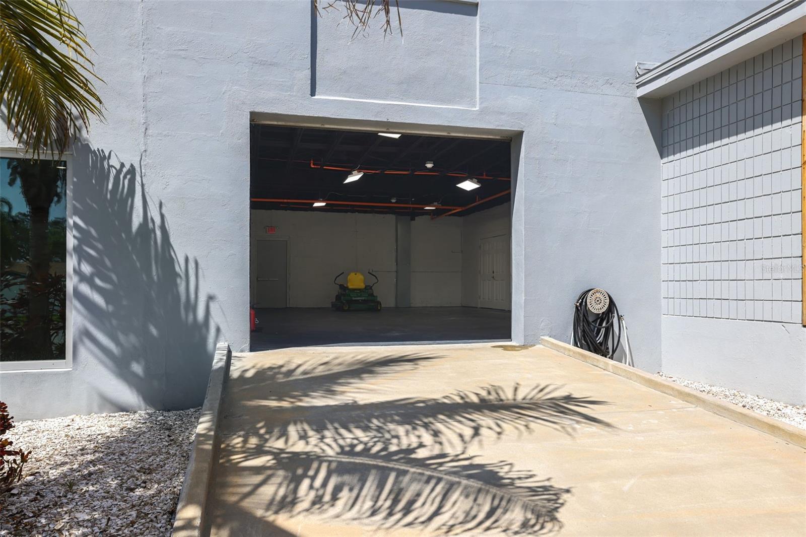 10830 NAVAJO DR — photo 29