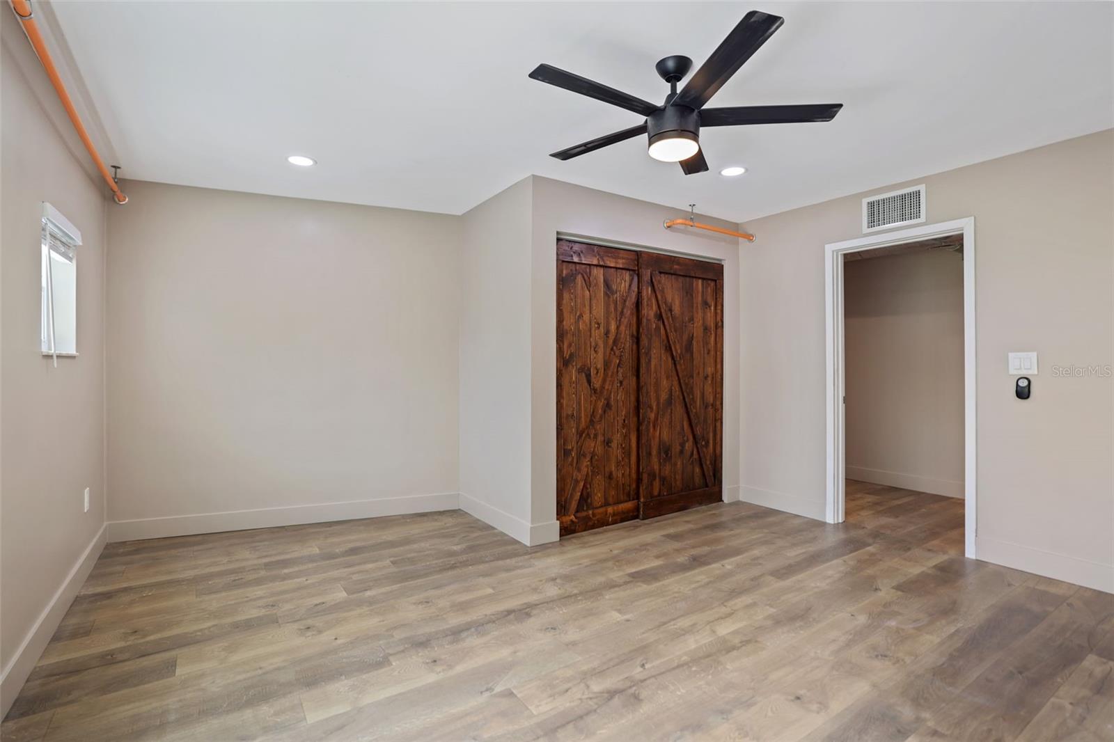 10830 NAVAJO DR — photo 78