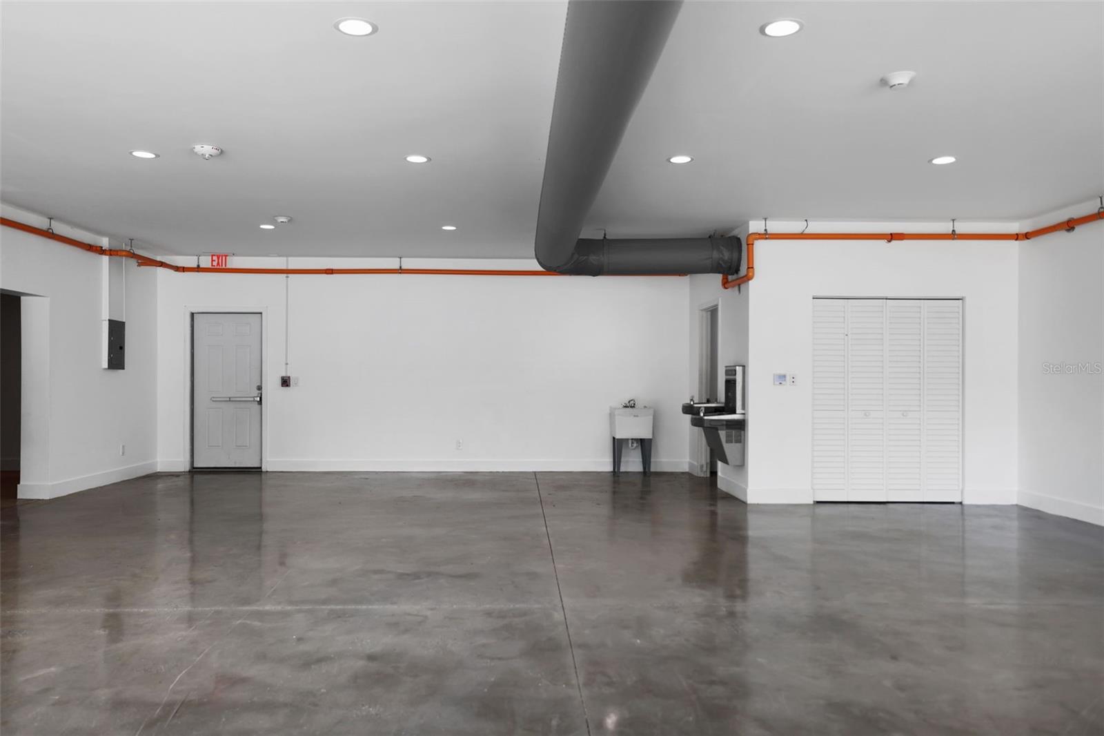 10830 NAVAJO DR — photo 18