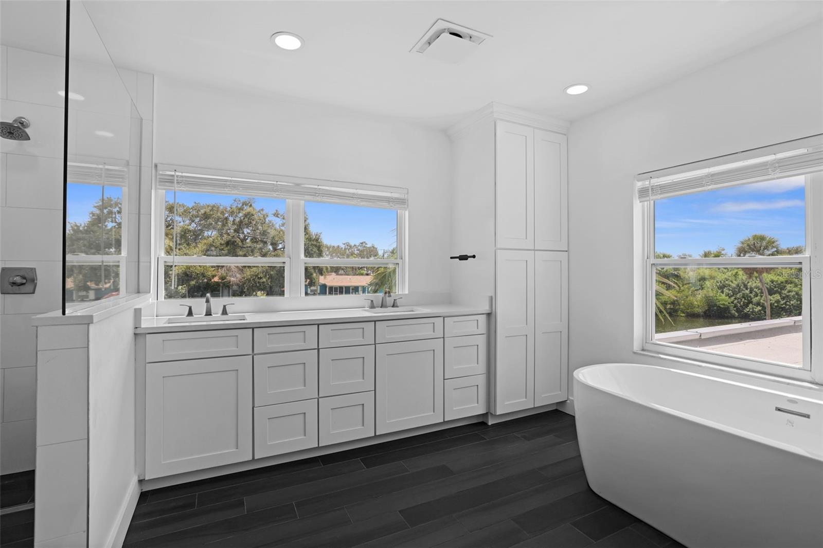 10830 NAVAJO DR — photo 61