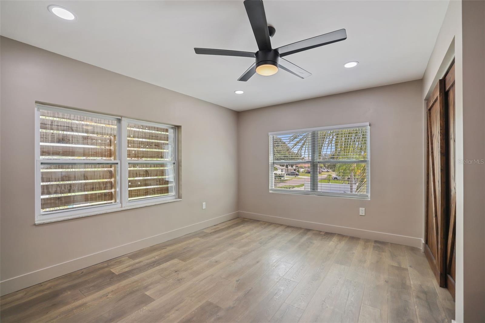 10830 NAVAJO DR — photo 69