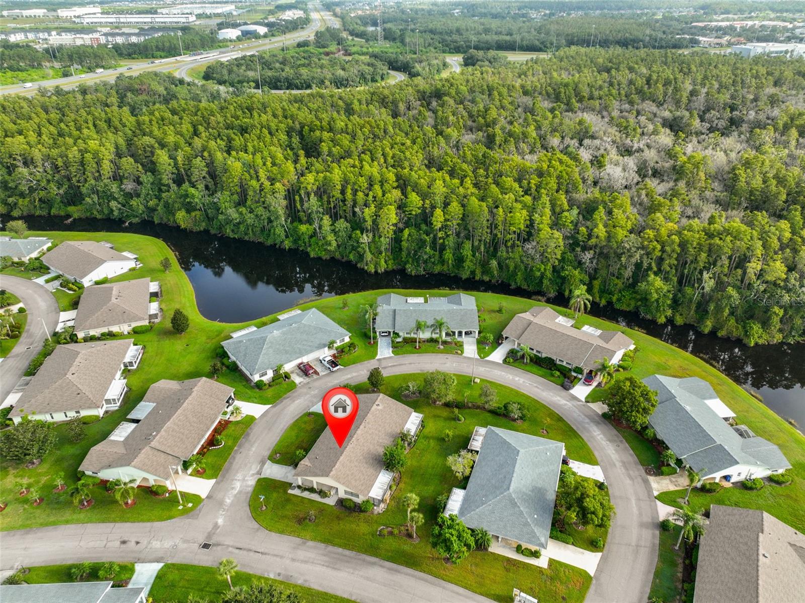 2122 HEREFORD DR #511 — photo 4