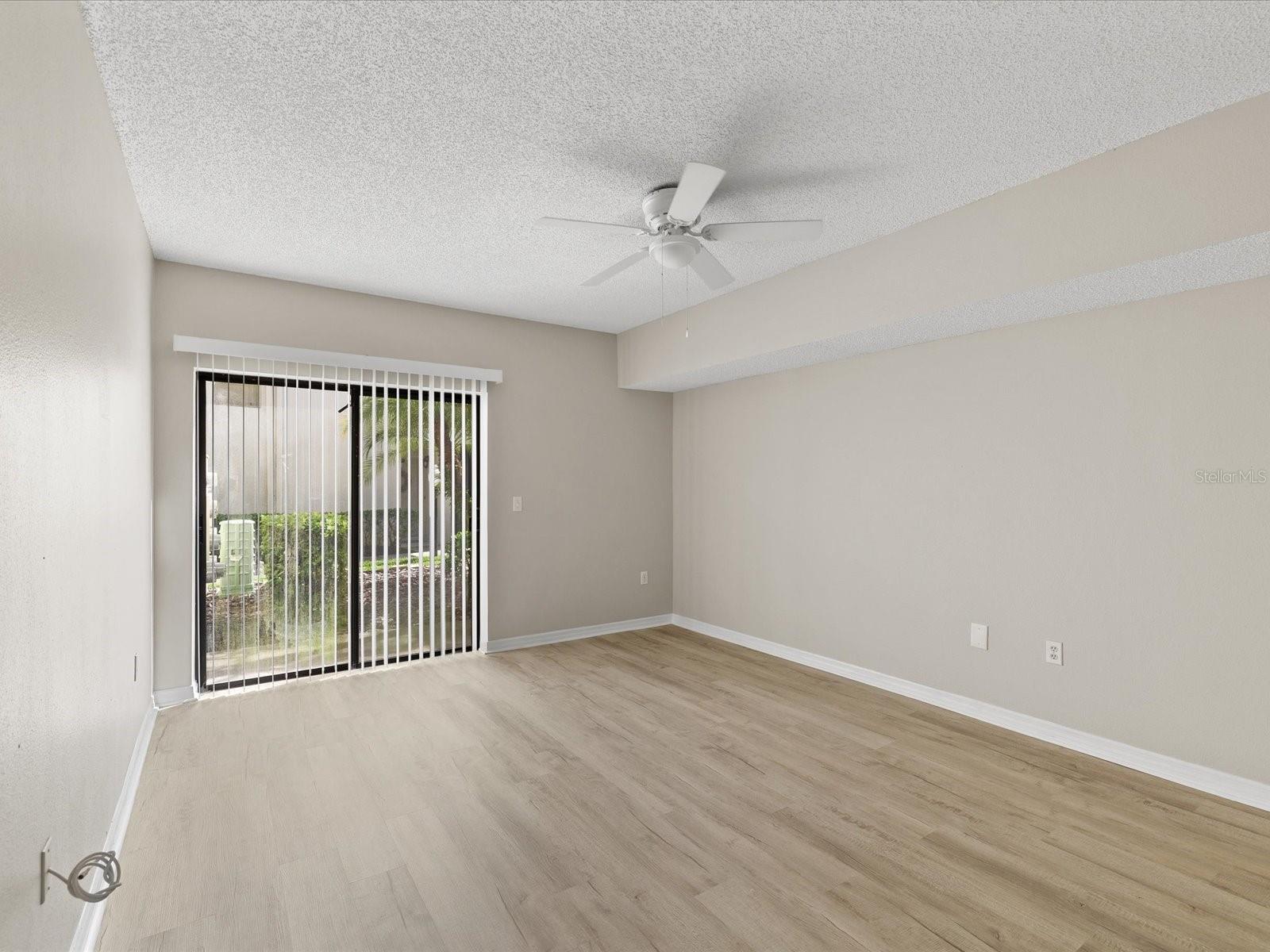 3358 MERMOOR DR #102 — photo 13