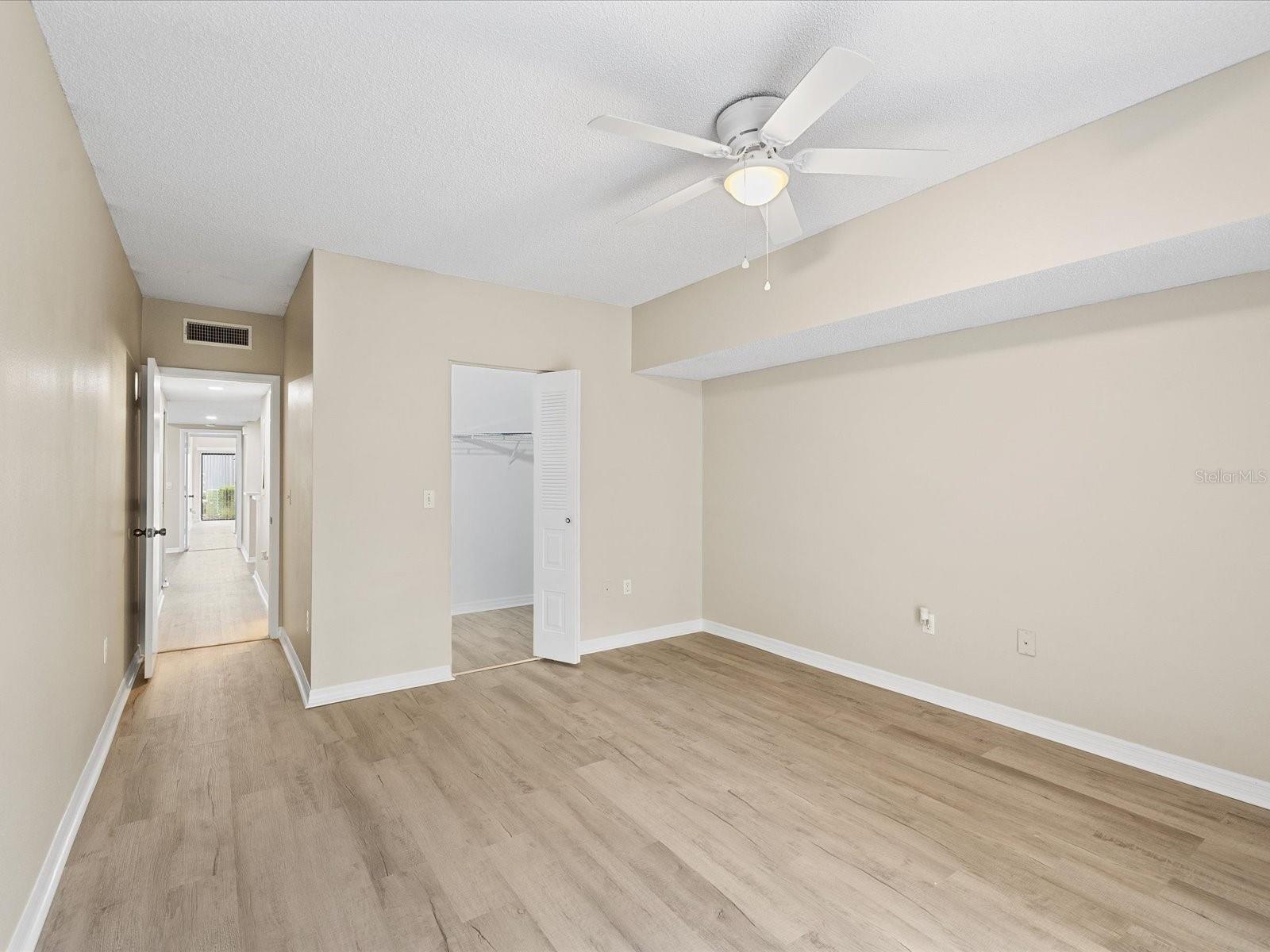 3358 MERMOOR DR #102 — photo 18