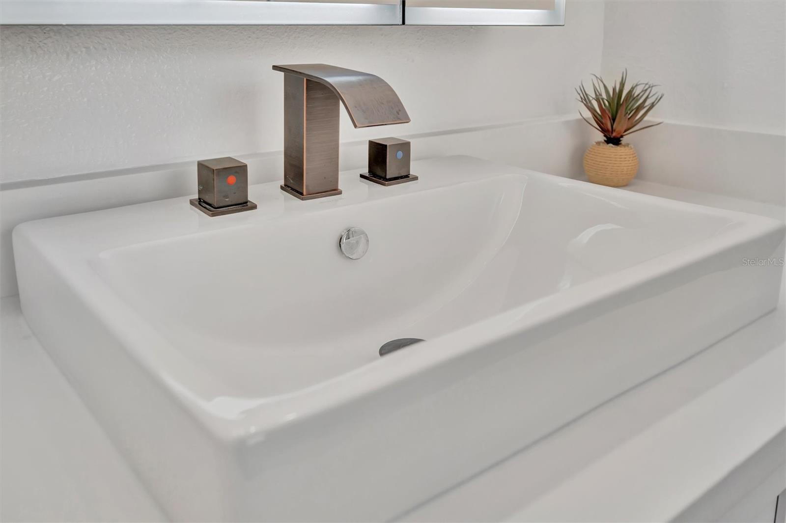 6209 FLAMINGO DR — photo 34