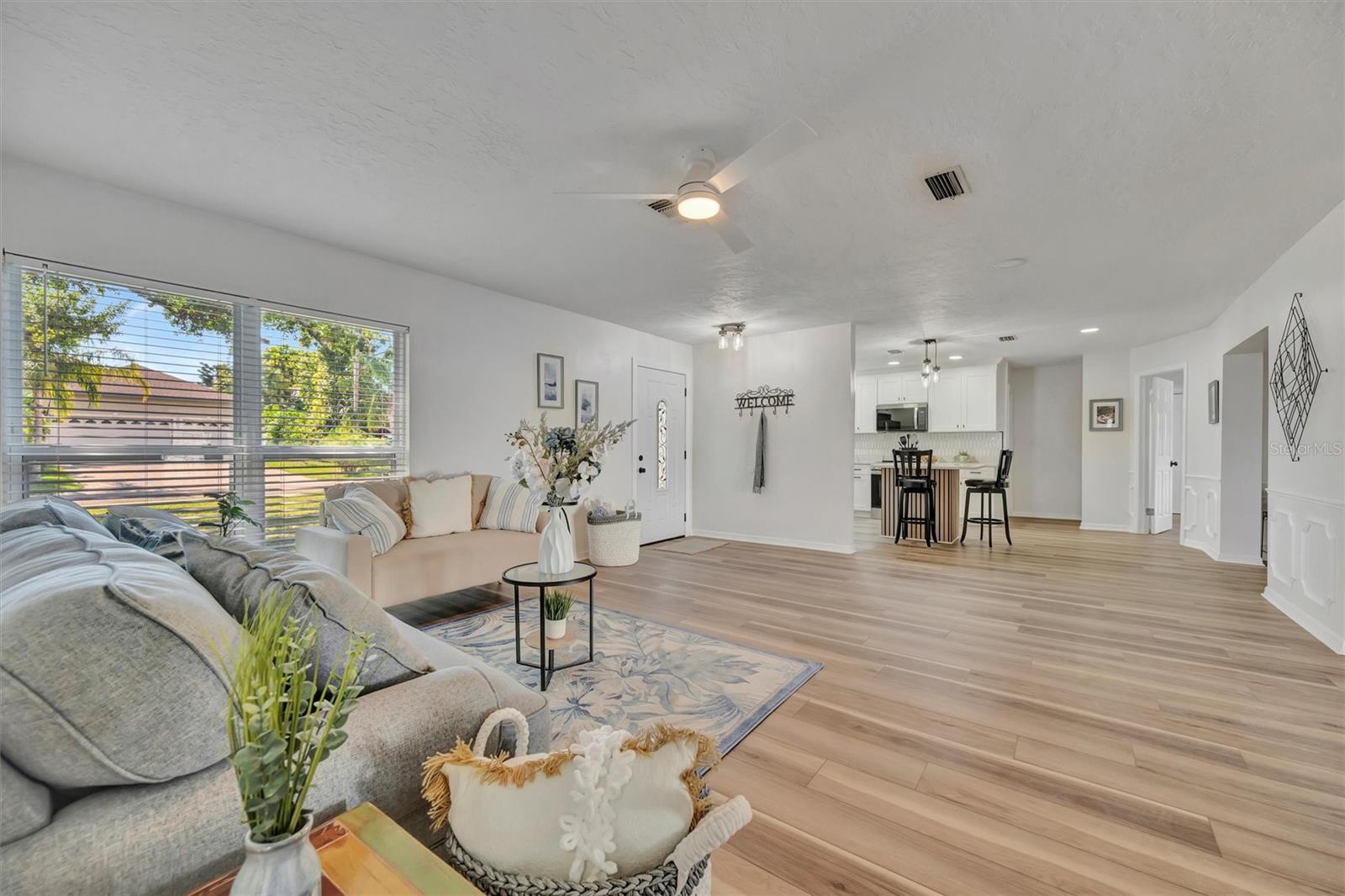 6209 FLAMINGO DR — photo 7
