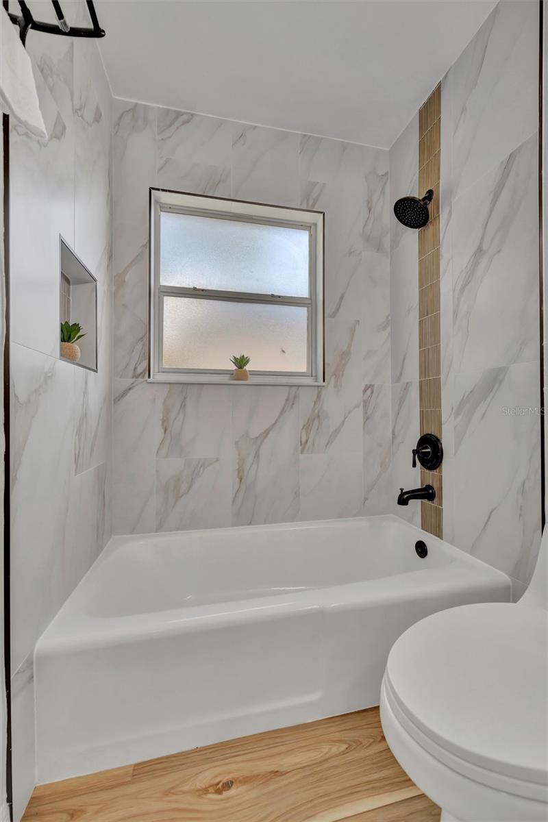 6209 FLAMINGO DR — photo 37