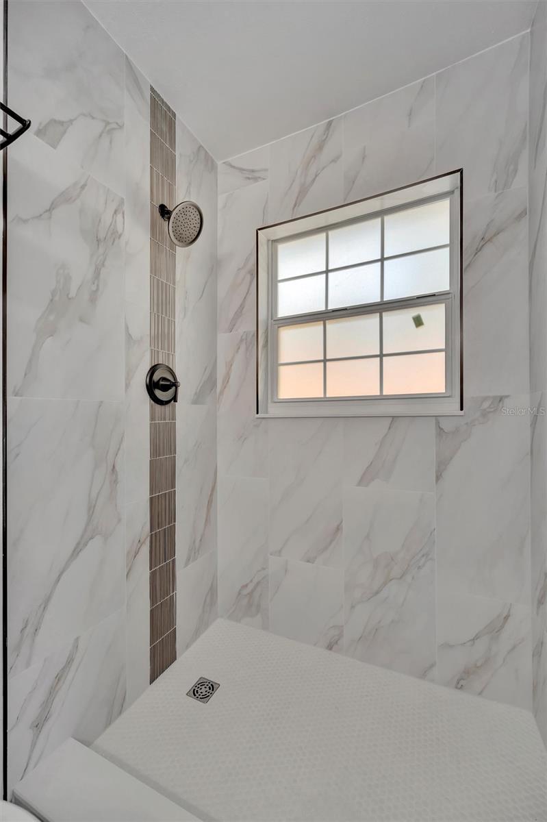 6209 FLAMINGO DR — photo 32