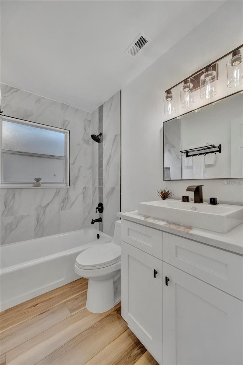 6209 FLAMINGO DR — photo 36