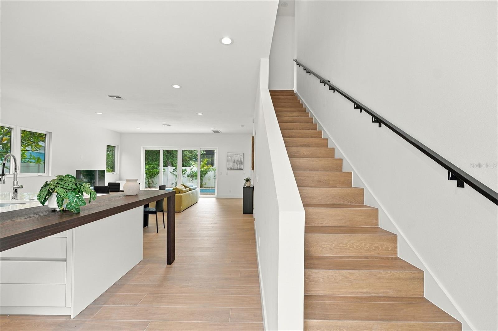2516 BROWNING ST — photo 13