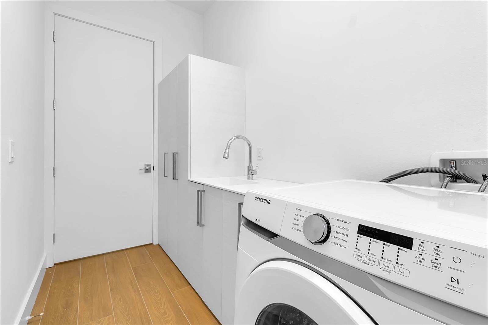 2516 BROWNING ST — photo 30