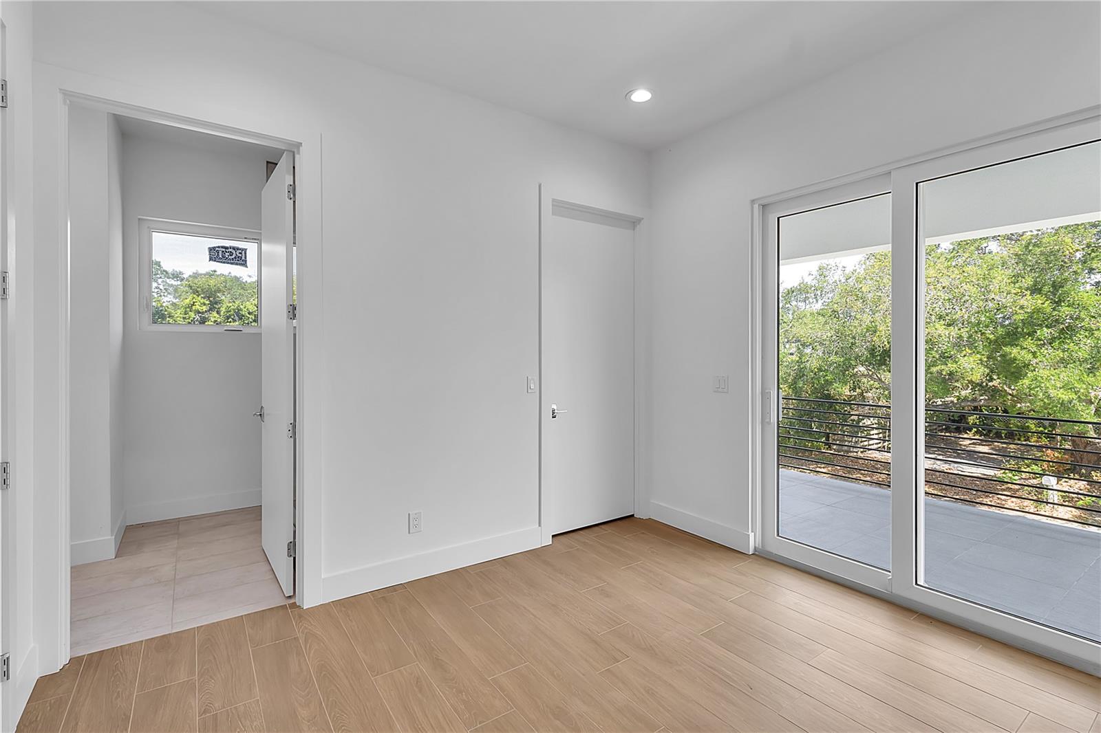 2516 BROWNING ST — photo 22