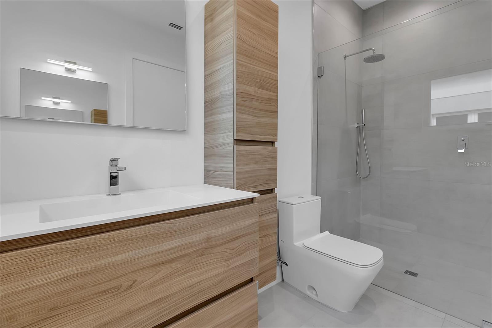 2516 BROWNING ST — photo 16