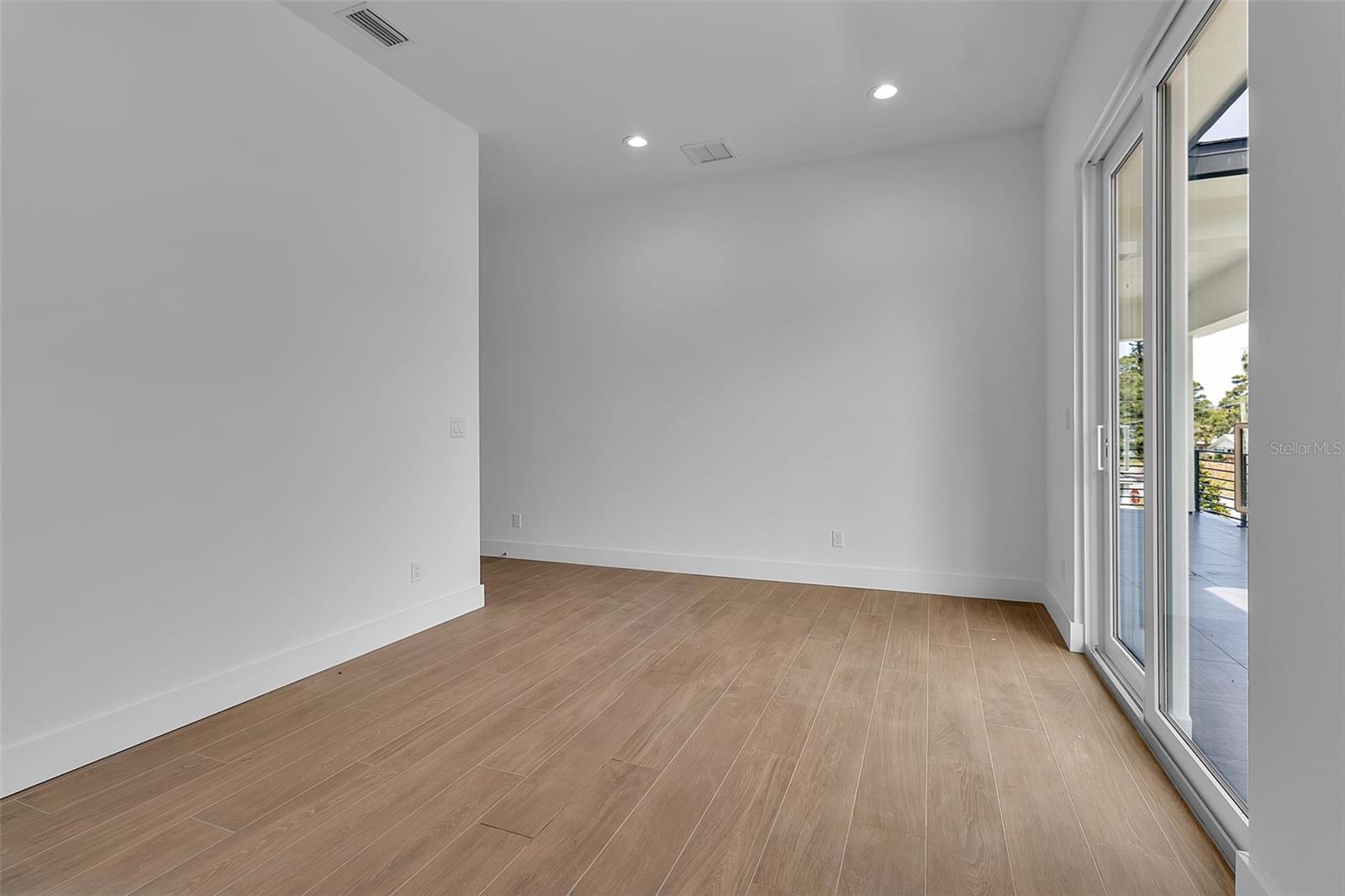 2516 BROWNING ST — photo 18