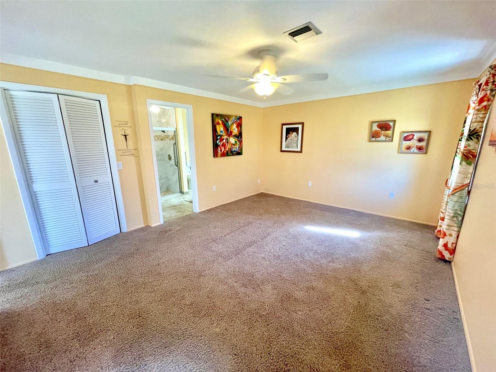 126 SANDSTONE CIR — photo 29