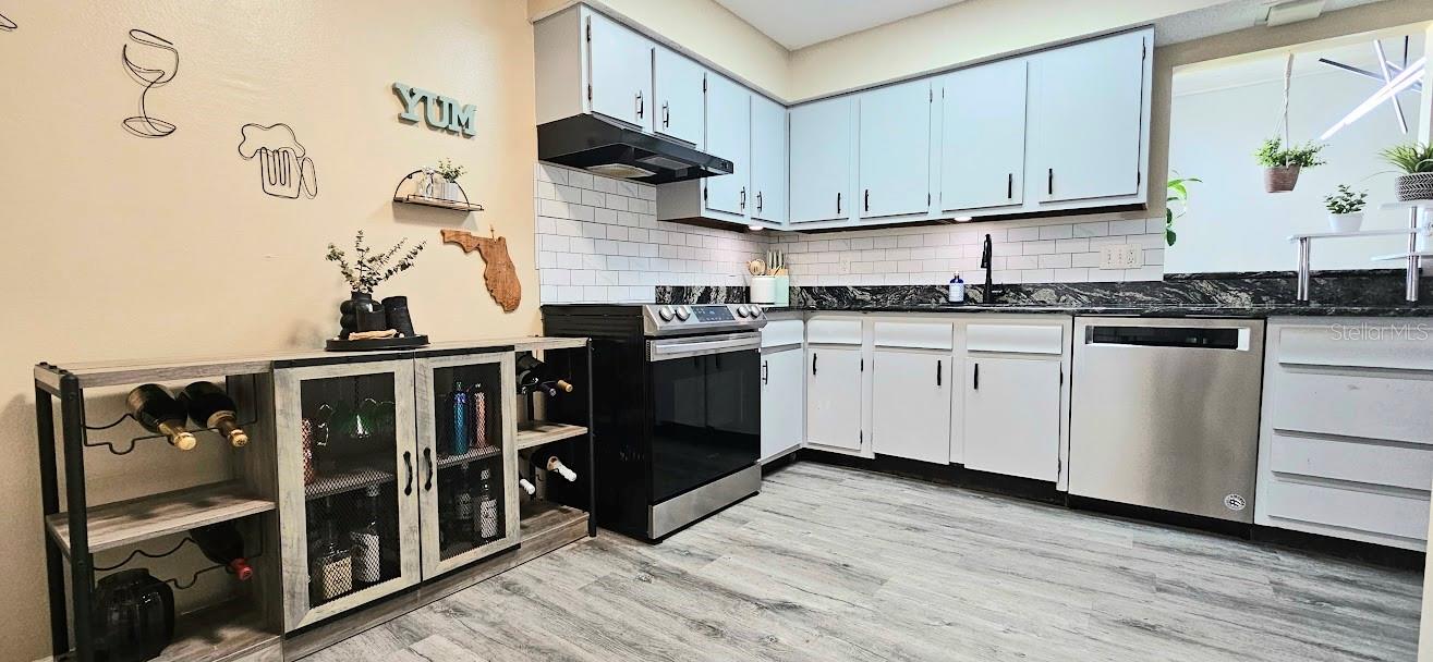 2232 BAHIA VISTA ST #A6 — photo 20