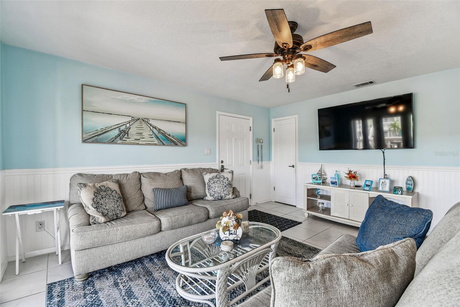 5116 BEACH DR SE #D — photo 8