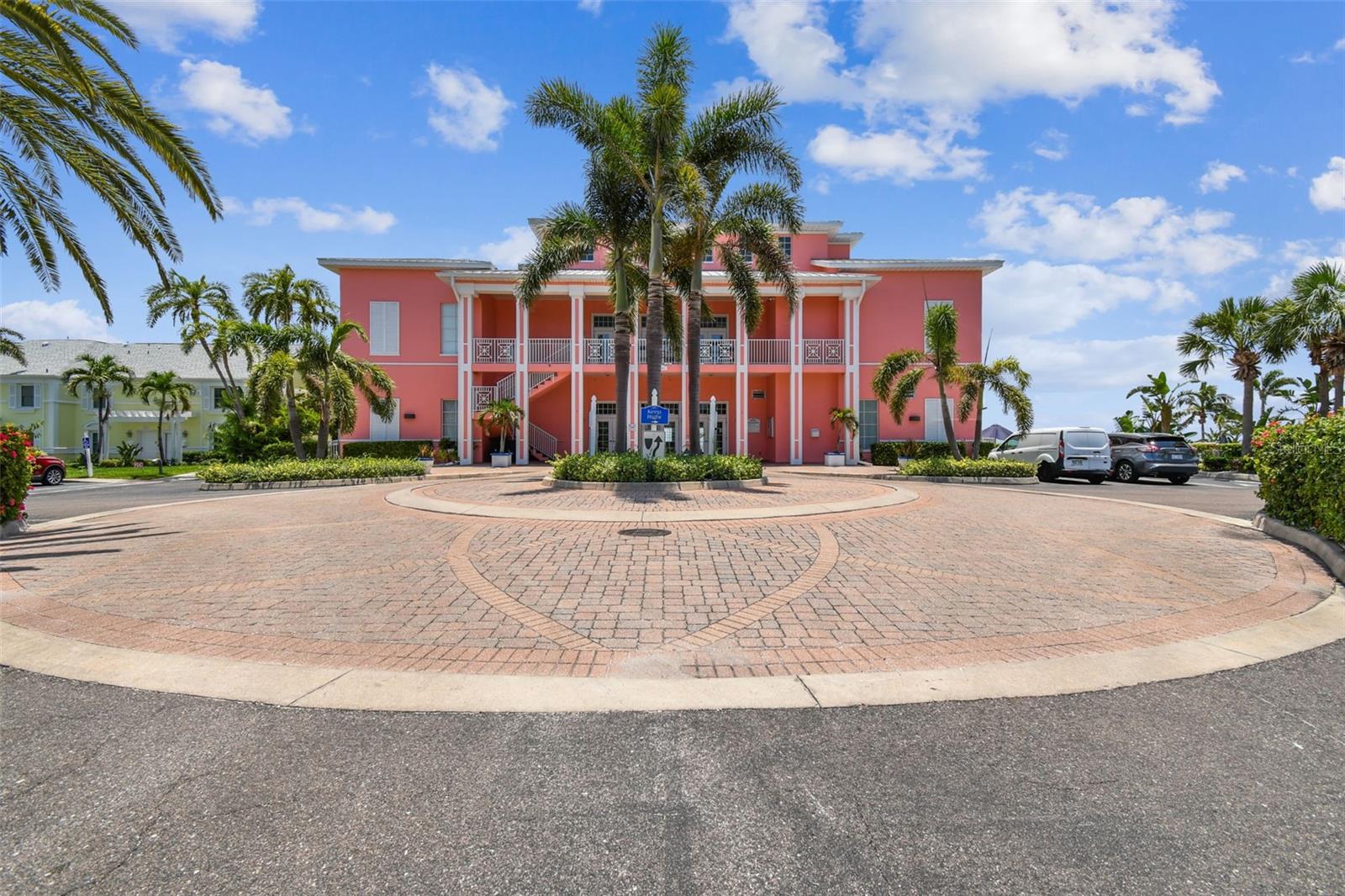 5116 BEACH DR SE #D — photo 78