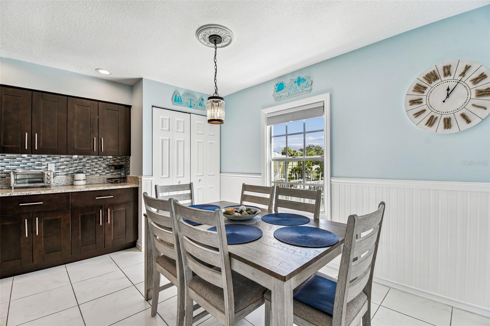 5116 BEACH DR SE #D — photo 11