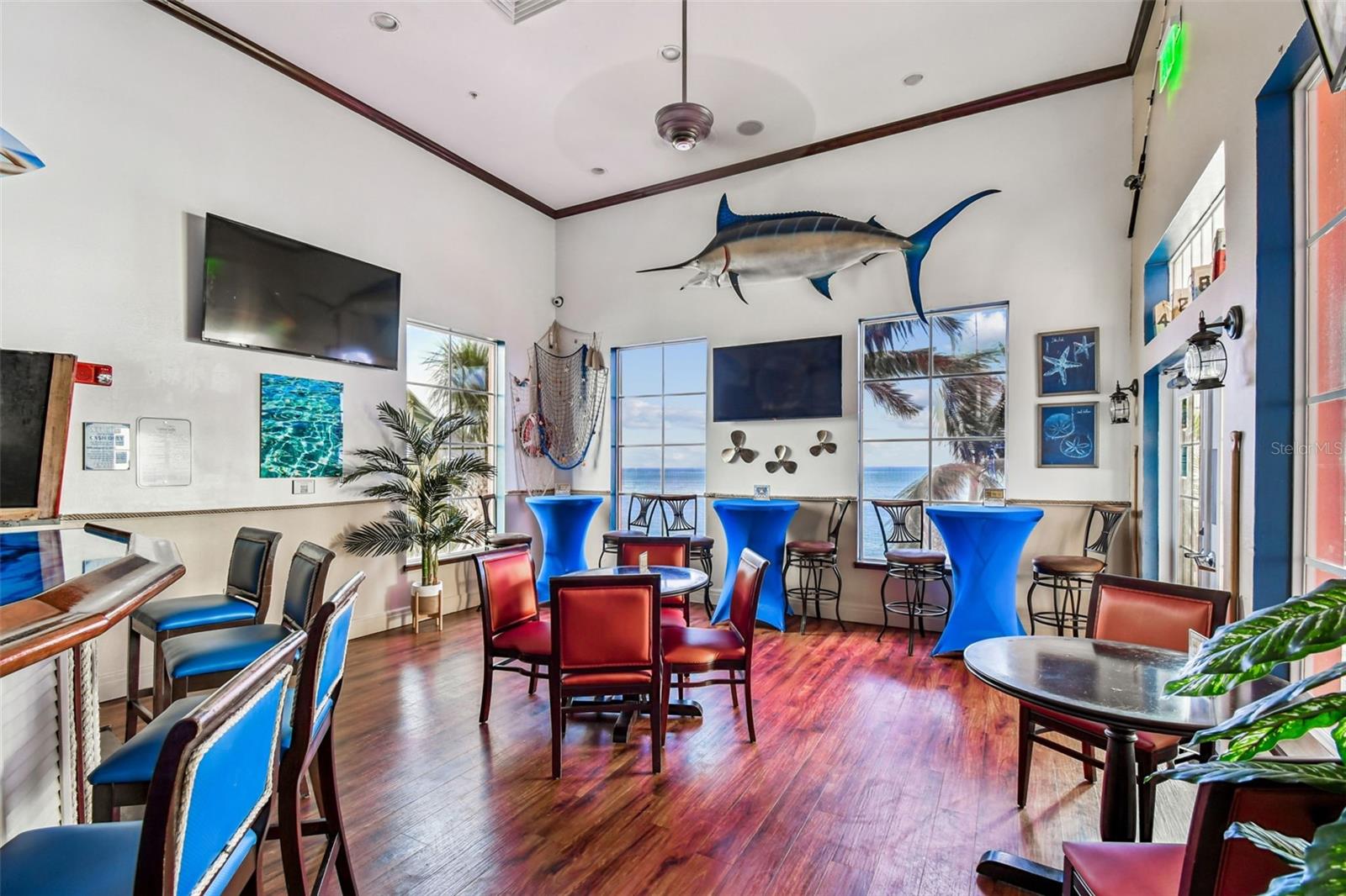 5116 BEACH DR SE #D — photo 40