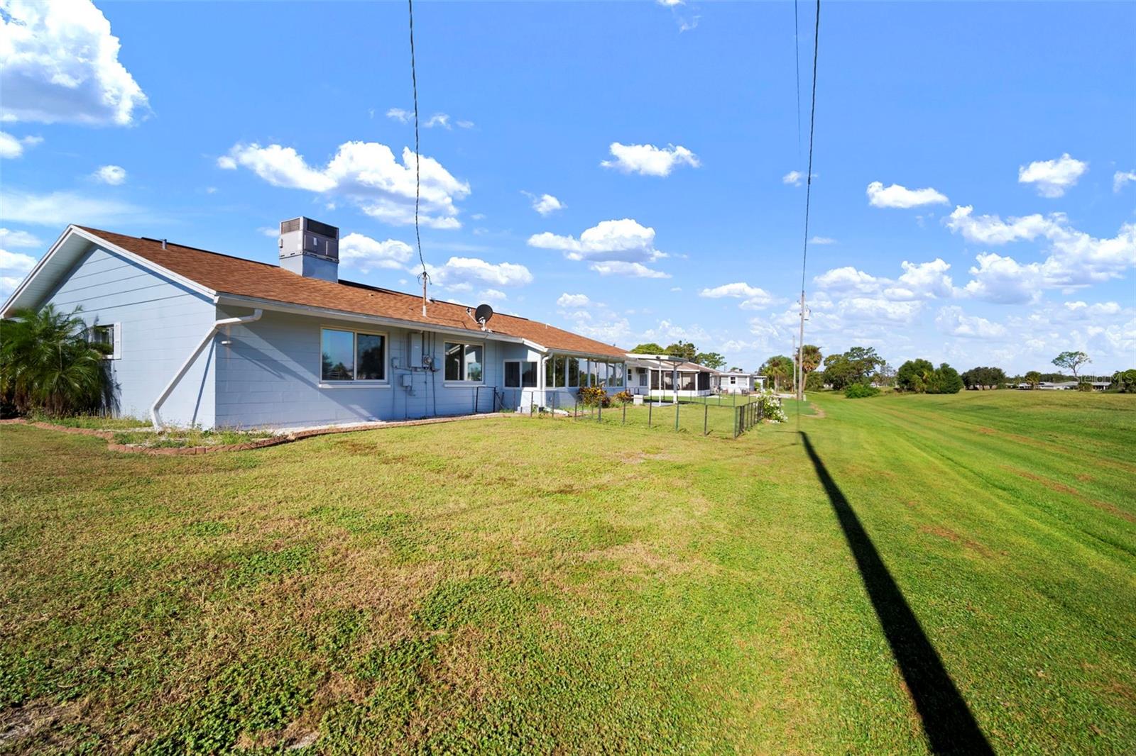 609 FOX HILLS DR — photo 39