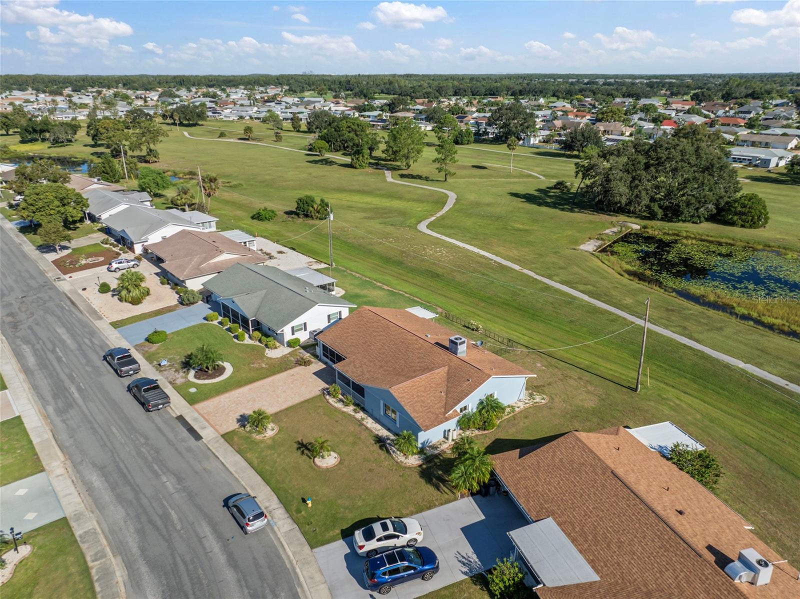 609 FOX HILLS DR — photo 47