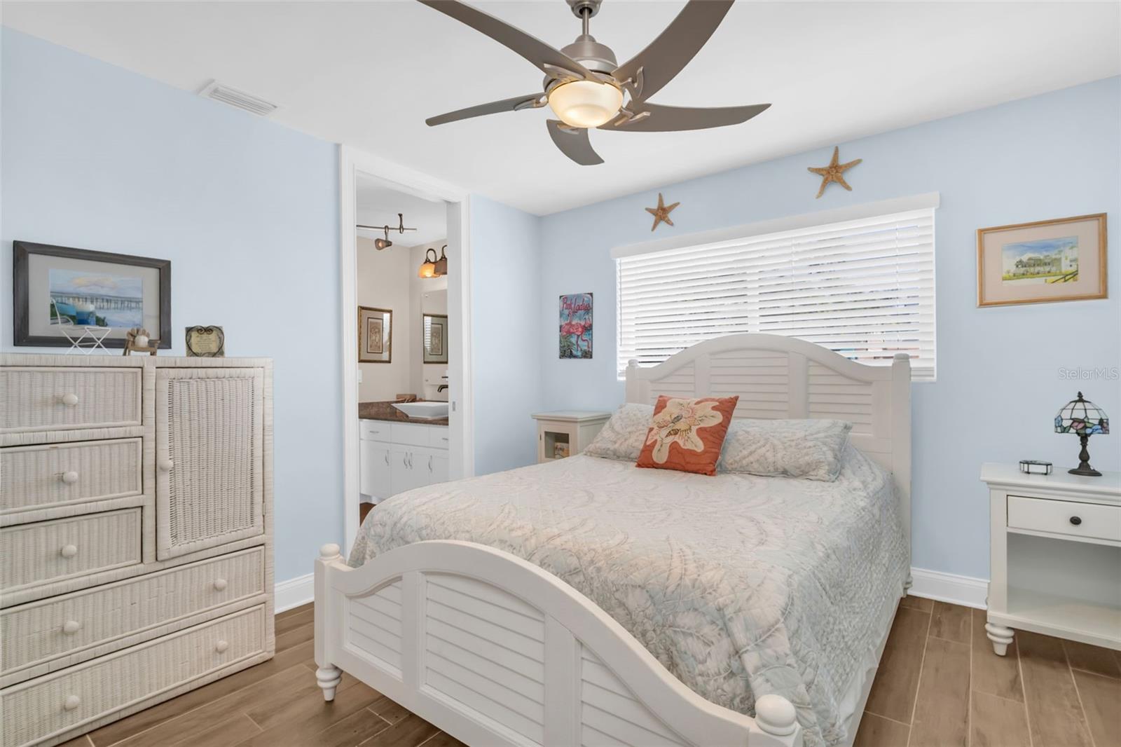 1100 FRIENDLY WAY S — photo 31