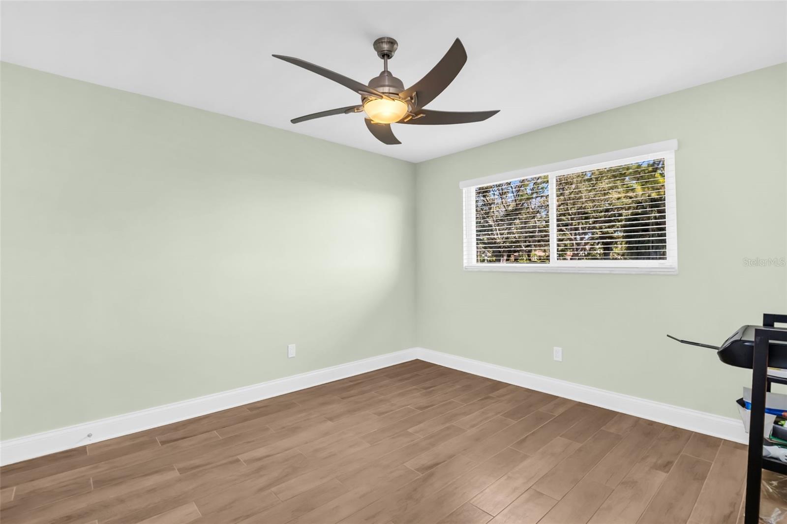 1100 FRIENDLY WAY S — photo 25
