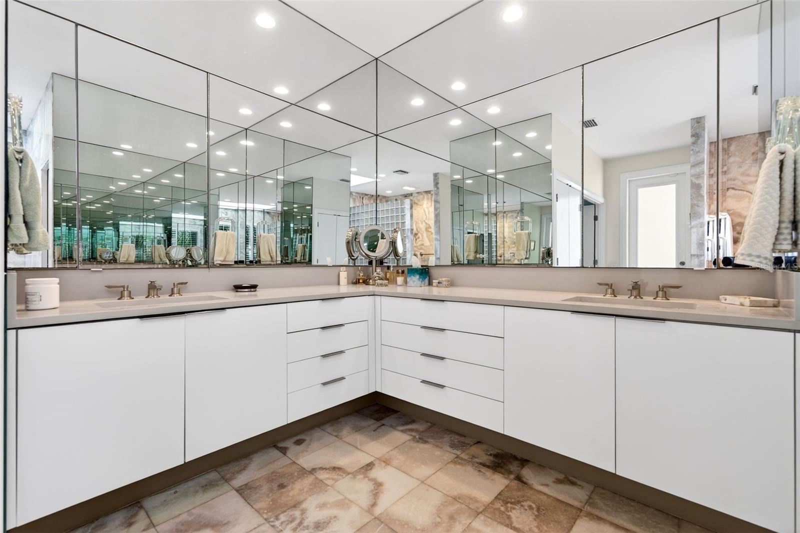 1571 HARBOR CAY LN — photo 41