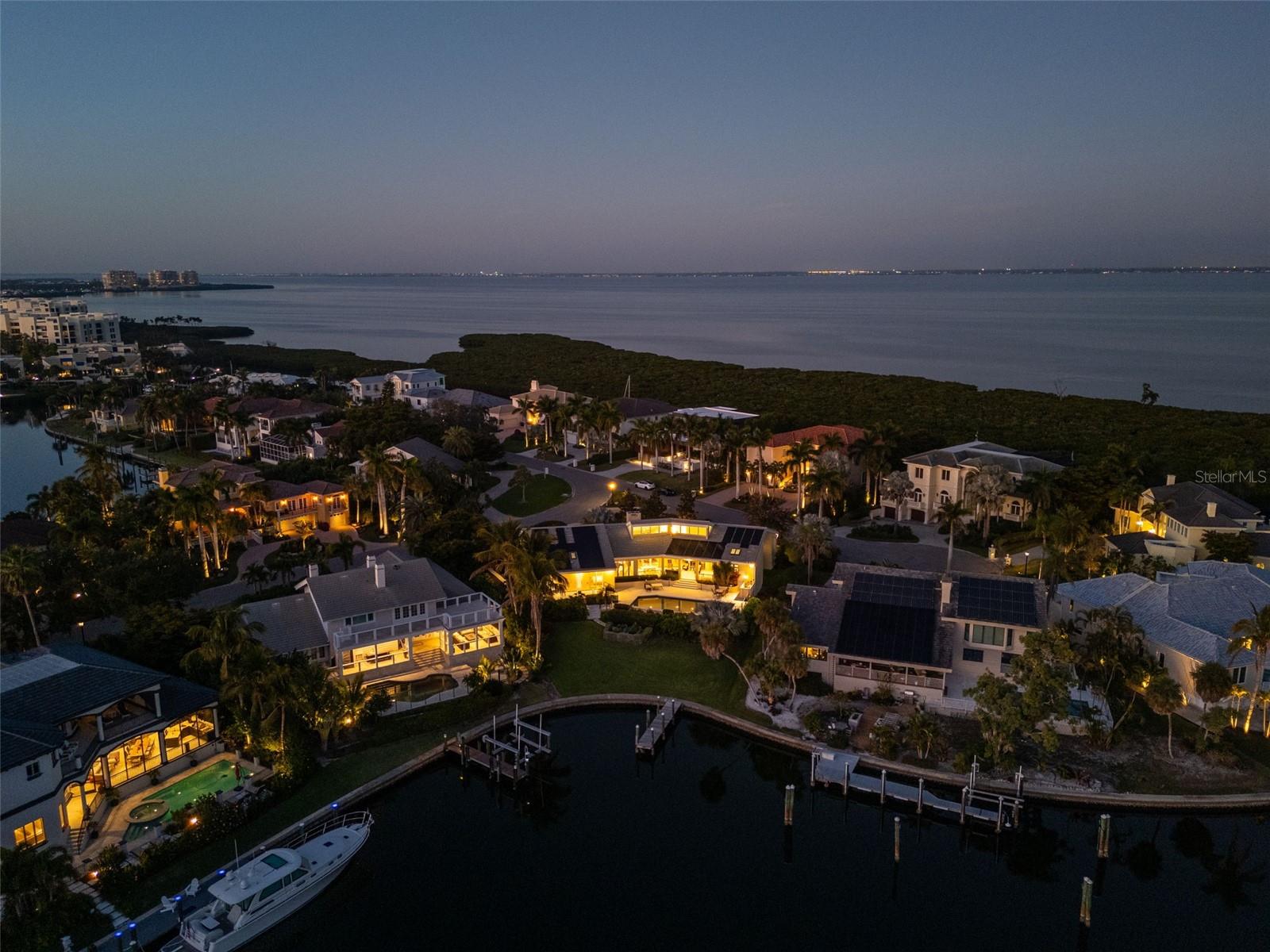 1571 HARBOR CAY LN — photo 76