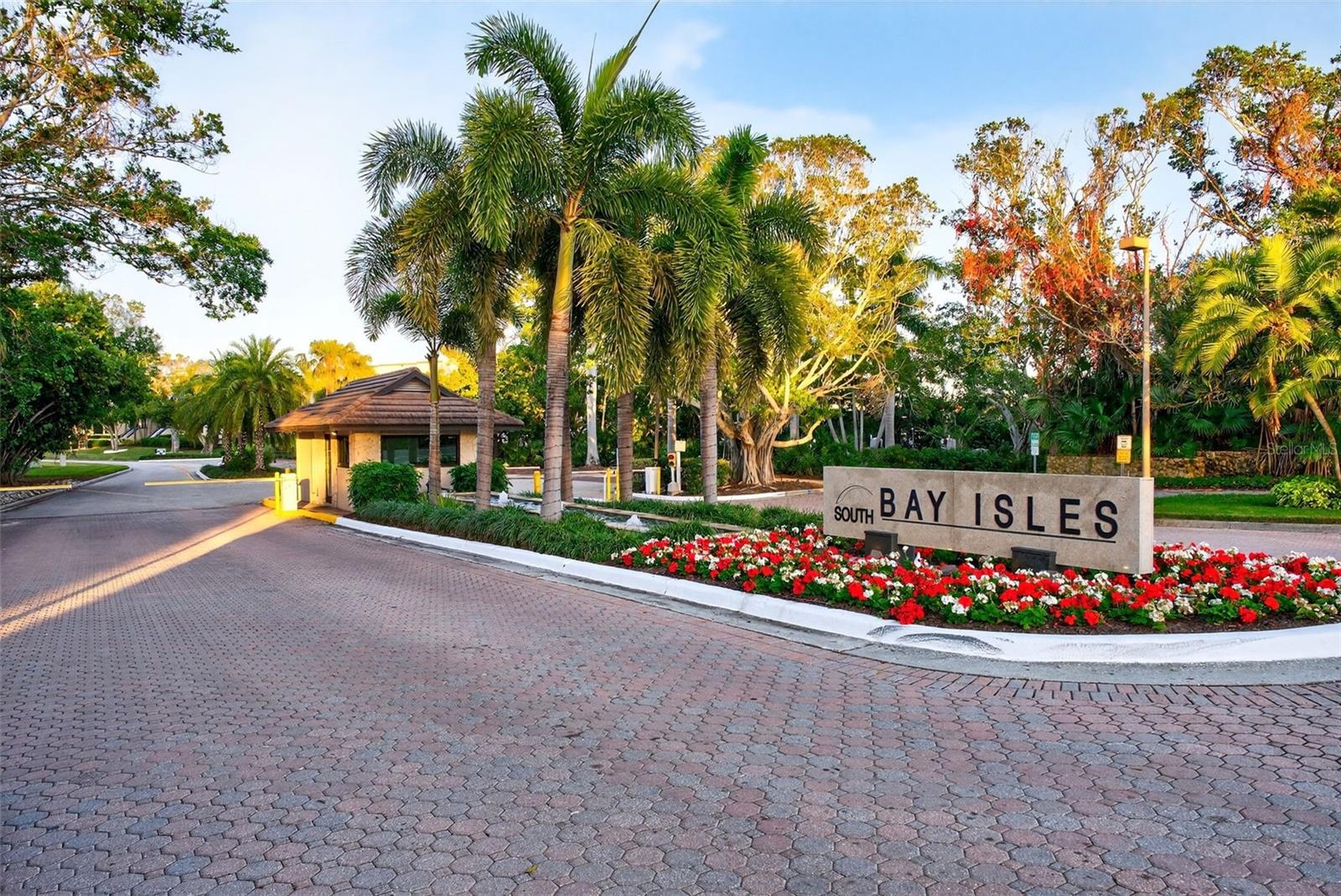 1571 HARBOR CAY LN — photo 8