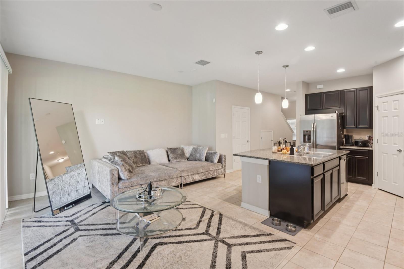 7046 TOWNE LAKE RD — photo 8