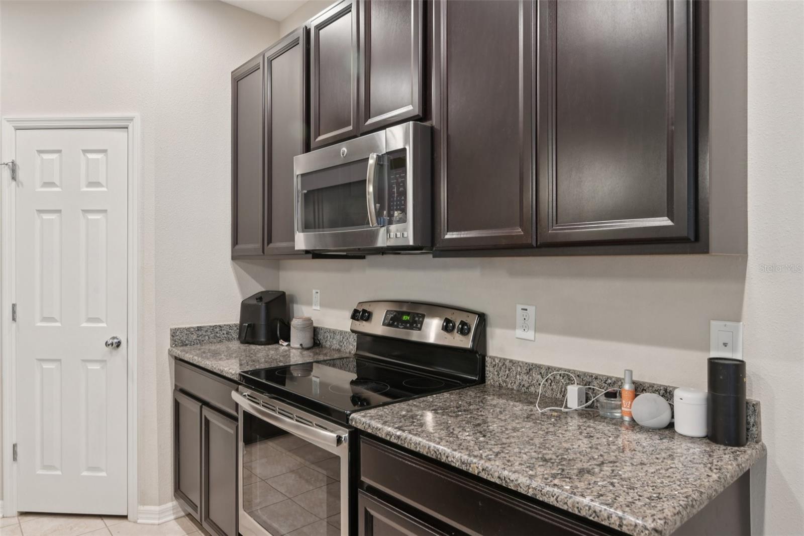 7046 TOWNE LAKE RD — photo 10