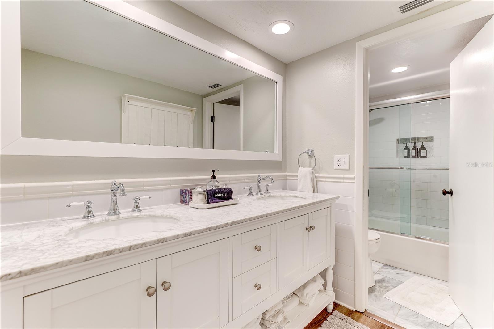 16332 GULF BLVD #1C — photo 32