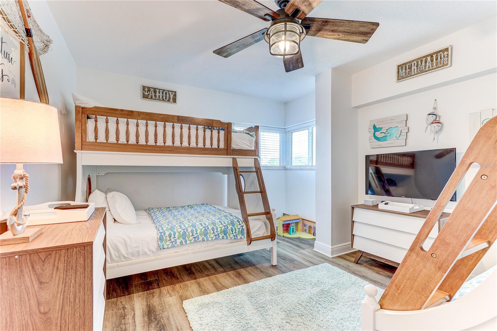 16332 GULF BLVD #1C — photo 26