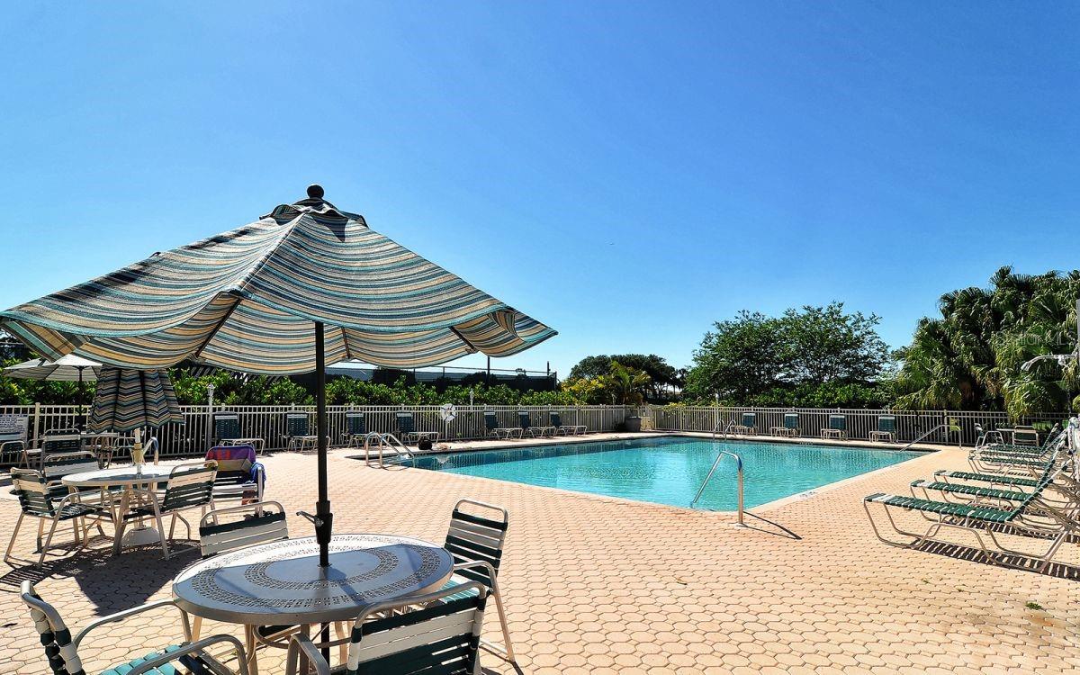9630 CLUB SOUTH CIR #6201 — photo 42