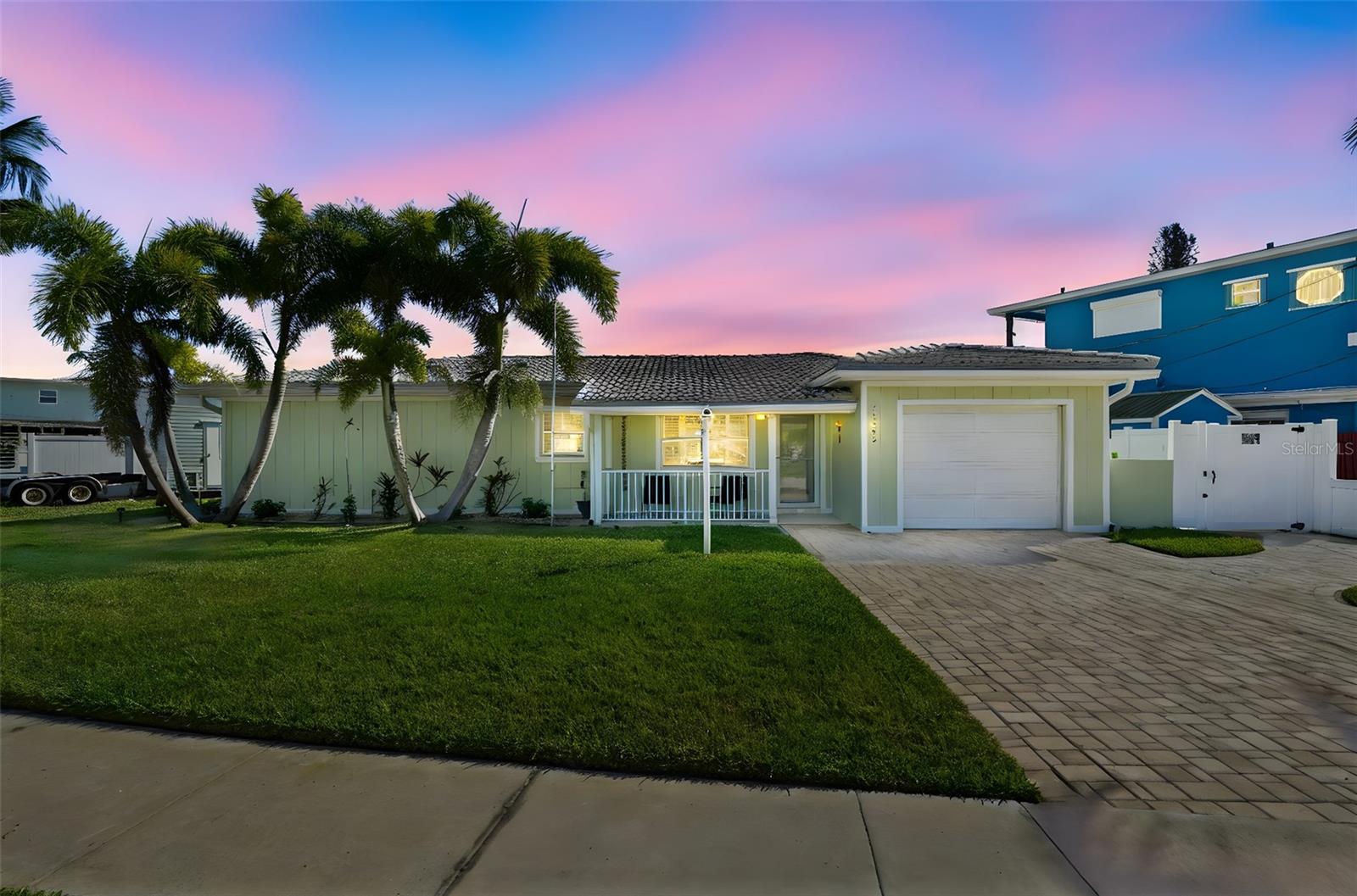 15302 HARBOR DR — photo 2
