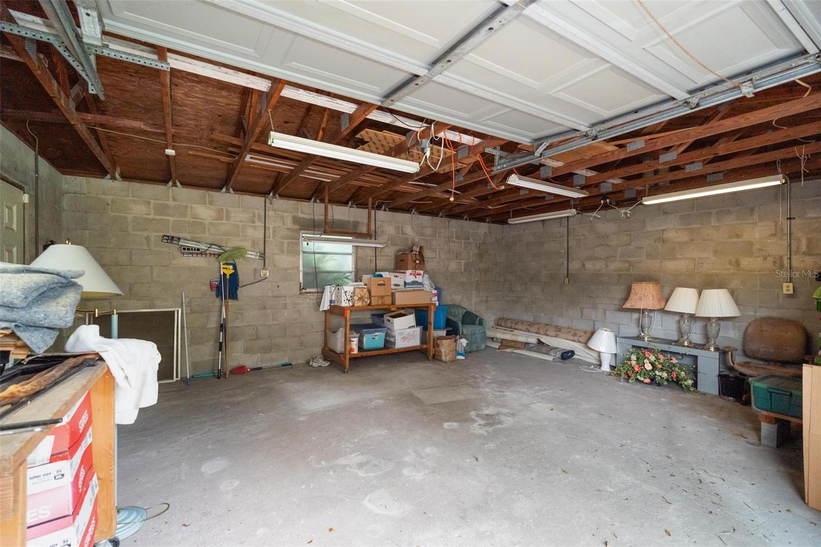 1520 S RICHARD AVE — photo 24