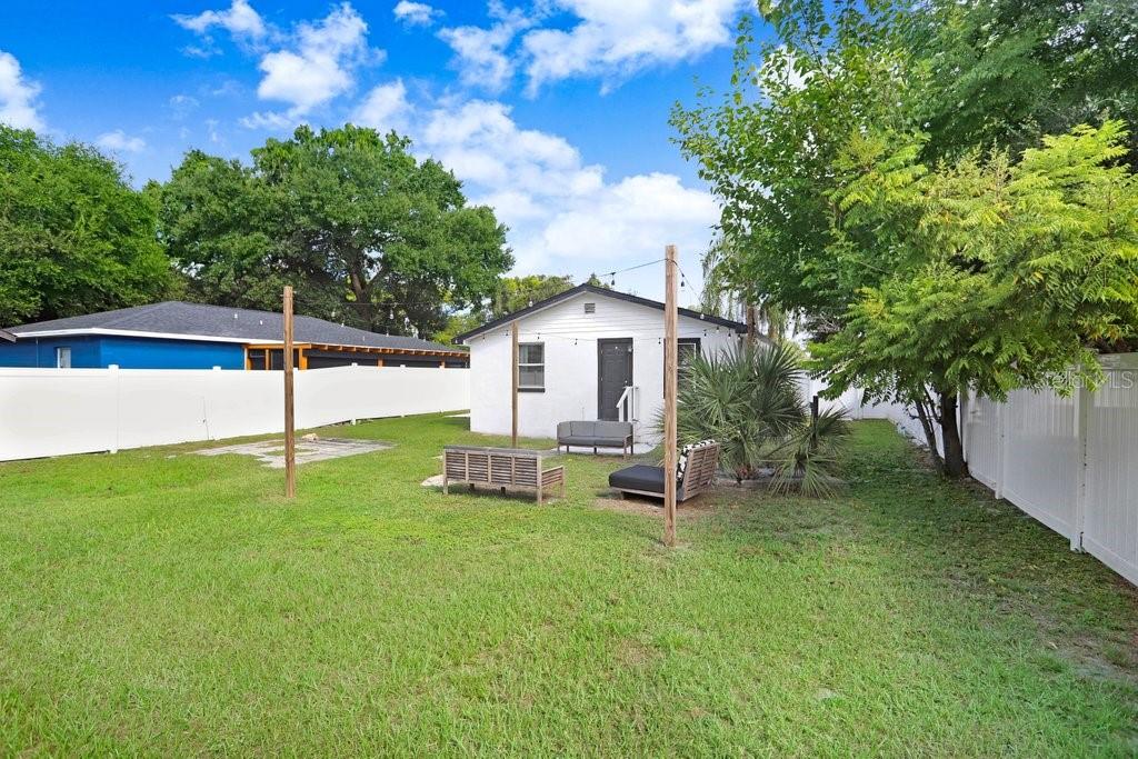 1811 E PALIFOX ST — photo 16