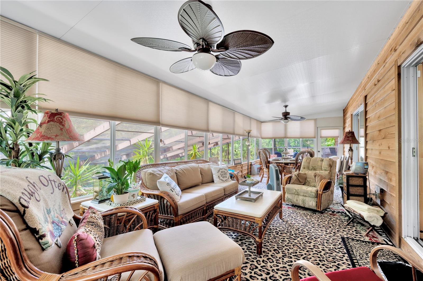 11526 RIVER COUNTRY DR — photo 29