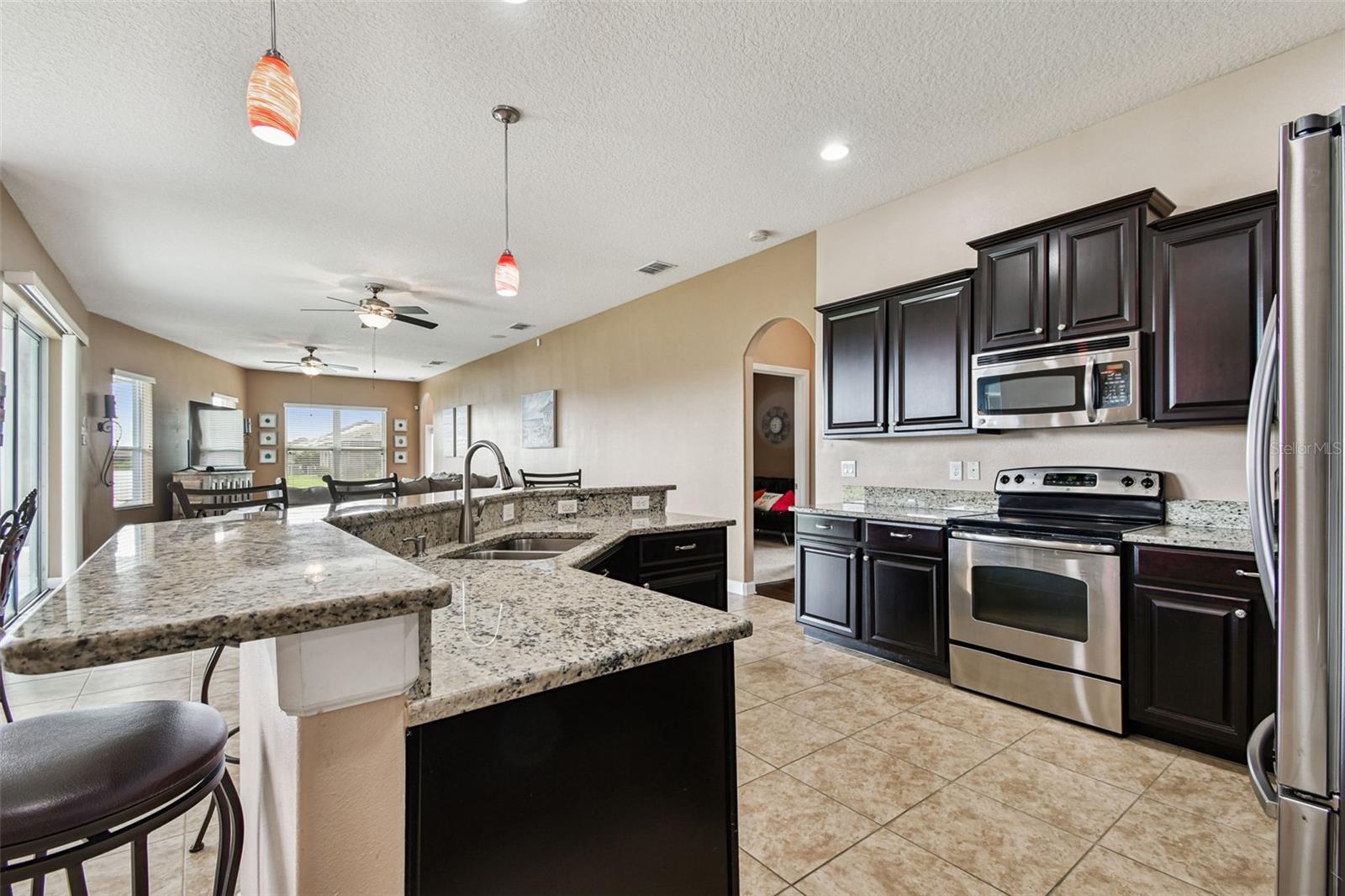 205 ORANGE MILL AVE — photo 3